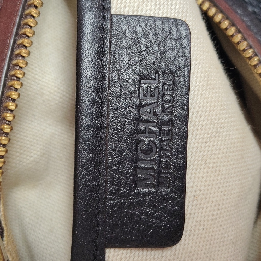 Michael Kors Vintage Purse - Picture 7 of 10